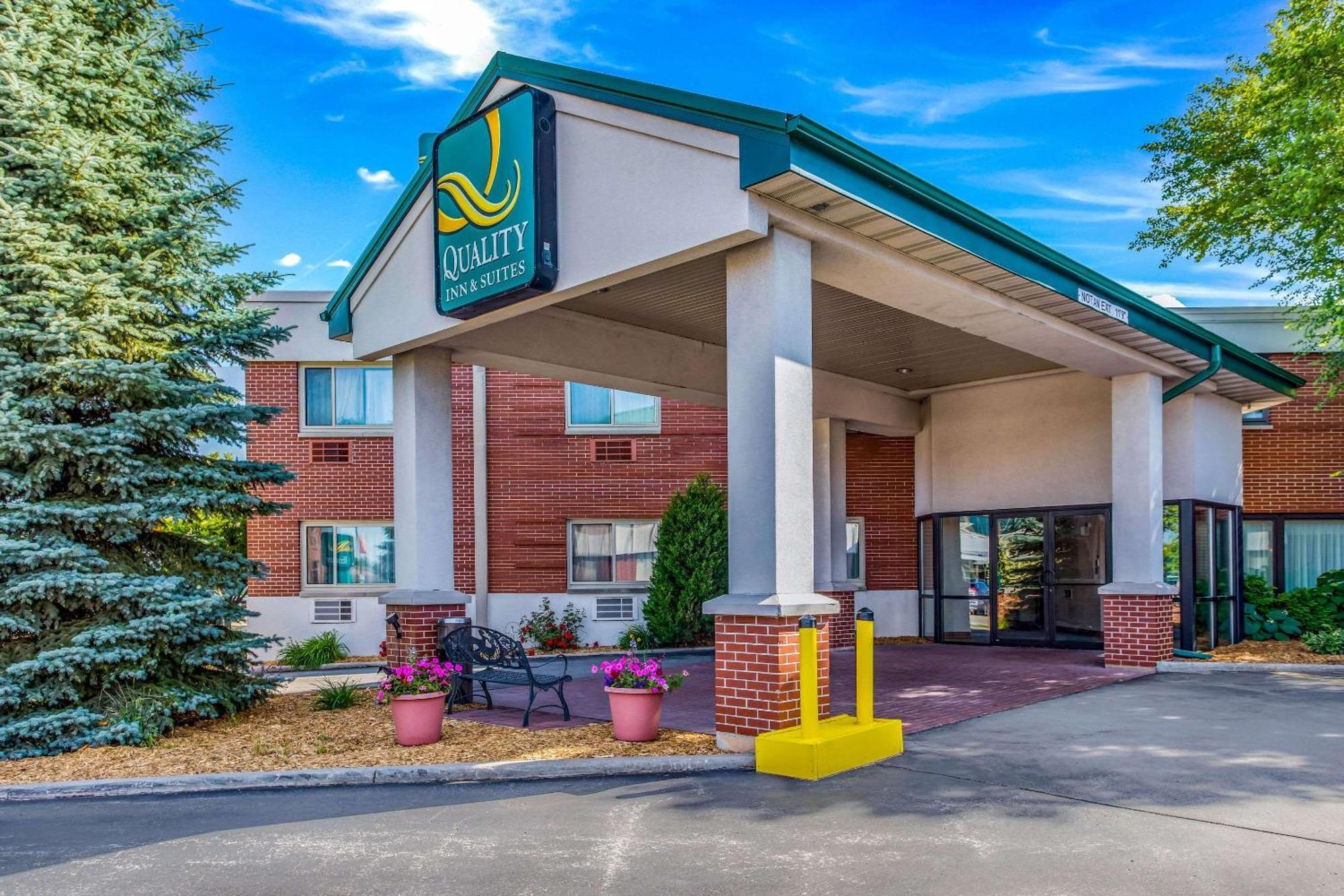 Quality Inn & Suites Downtown Green Bay Exterior foto